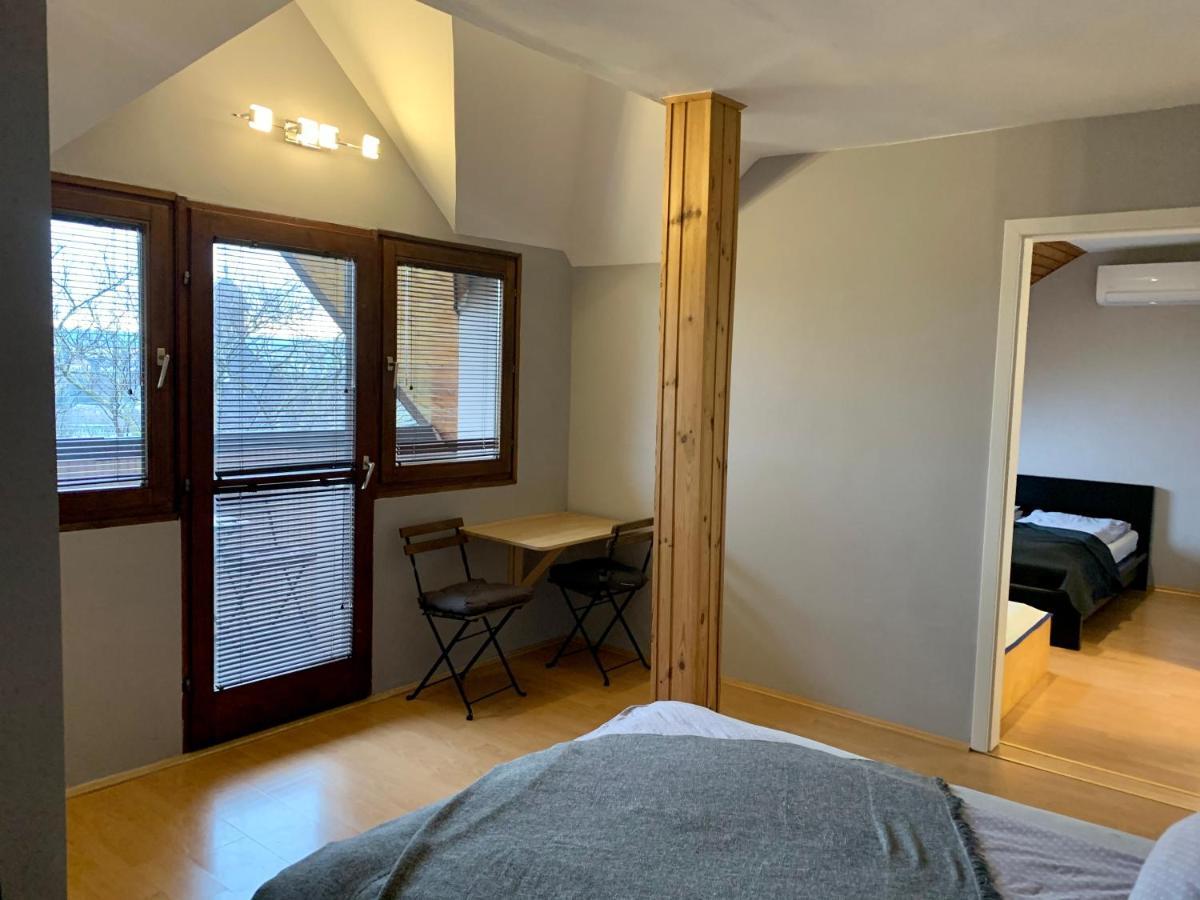 Var-Lak Apartman Eger Exteriér fotografie
