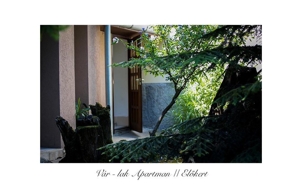 Var-Lak Apartman Eger Exteriér fotografie