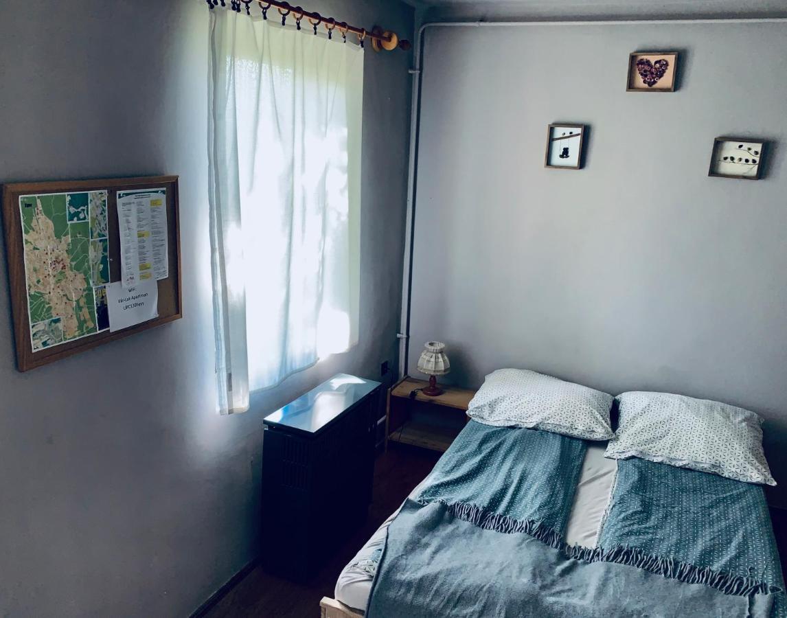 Var-Lak Apartman Eger Exteriér fotografie